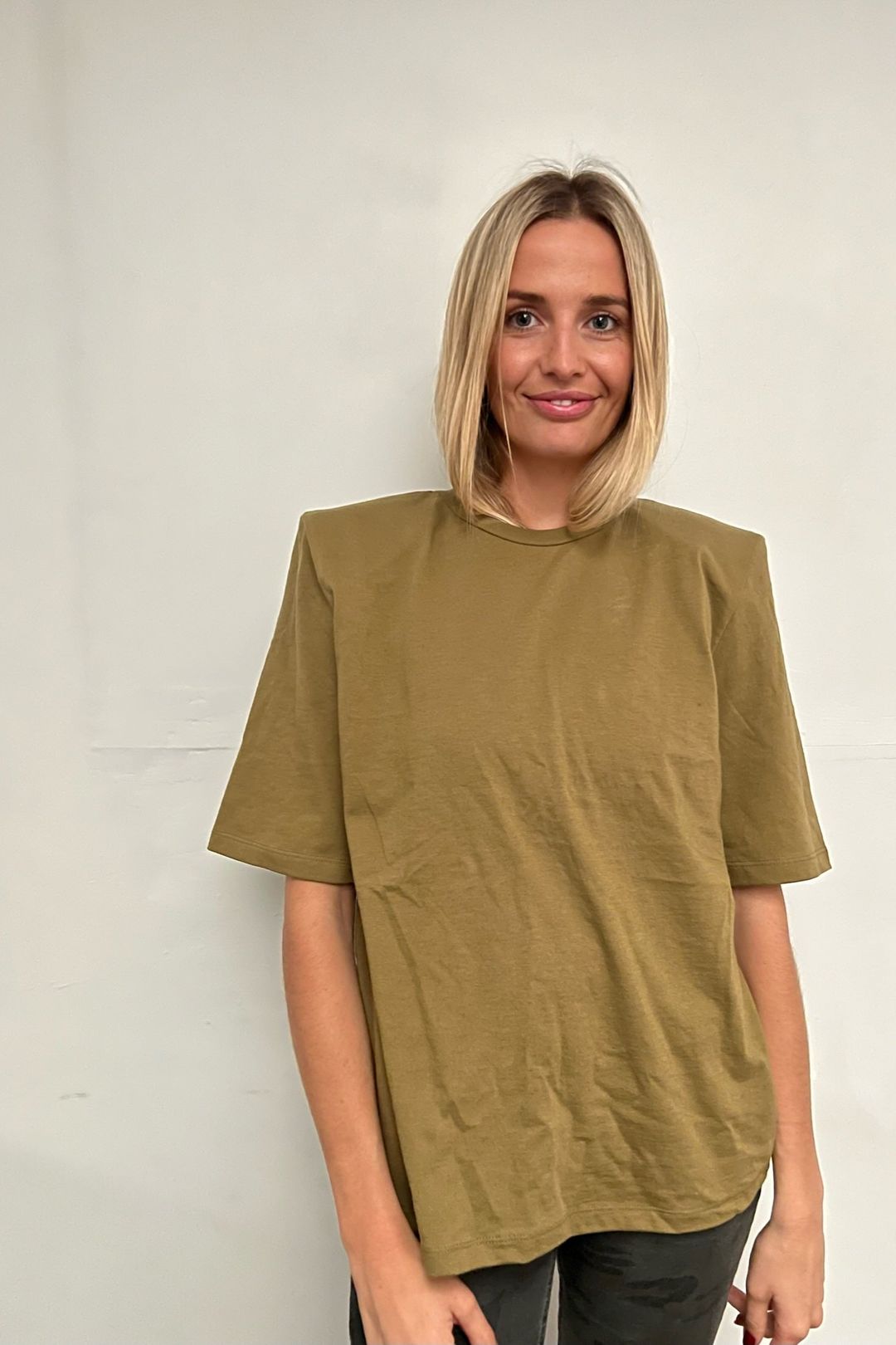 Frankie shop shoulder pad tee sale