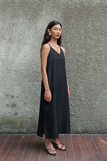 Basic Slip Dress in Black